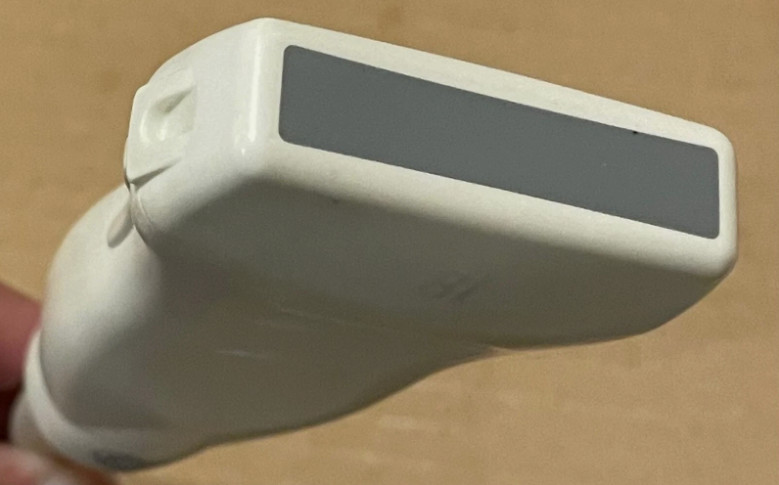 GE 8L-RS Linear Array Ultrasound Probe.