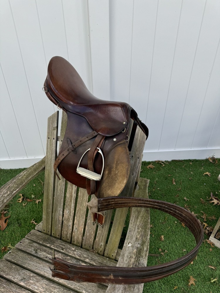 Stubben 'Siegfried' All Purpose / Jump 17" Saddle