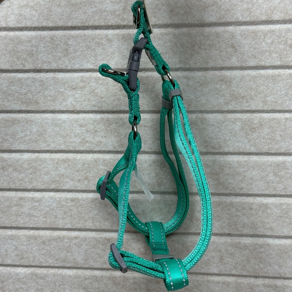 Medium Reflective Adjustable Dog Harness Green 19–30 in Safety Walking Pet