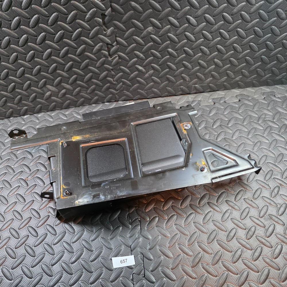 Porsche Cayenne 955 2003 - 2006 CD Changer 7L5035111A