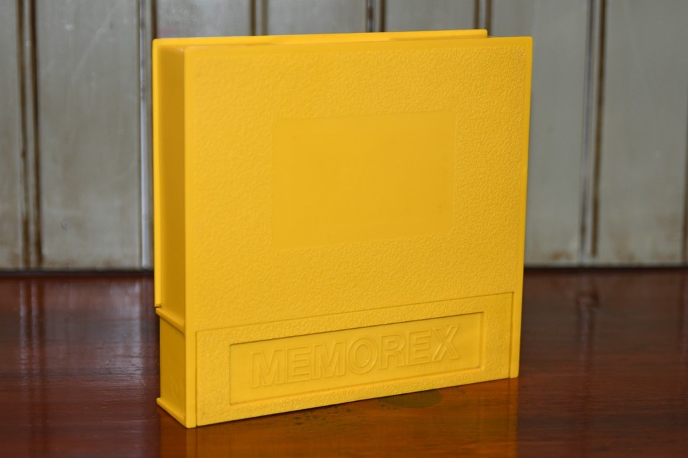 Vintage MEMOREX 5.25 Floppy Disk Computer Software Storage Box Case Yellow