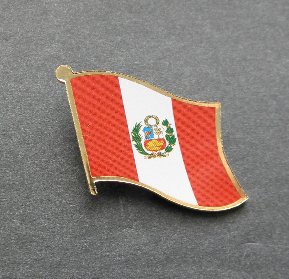 PERU SINGLE FLAG LAPEL PIN BADGE 7/8 inch