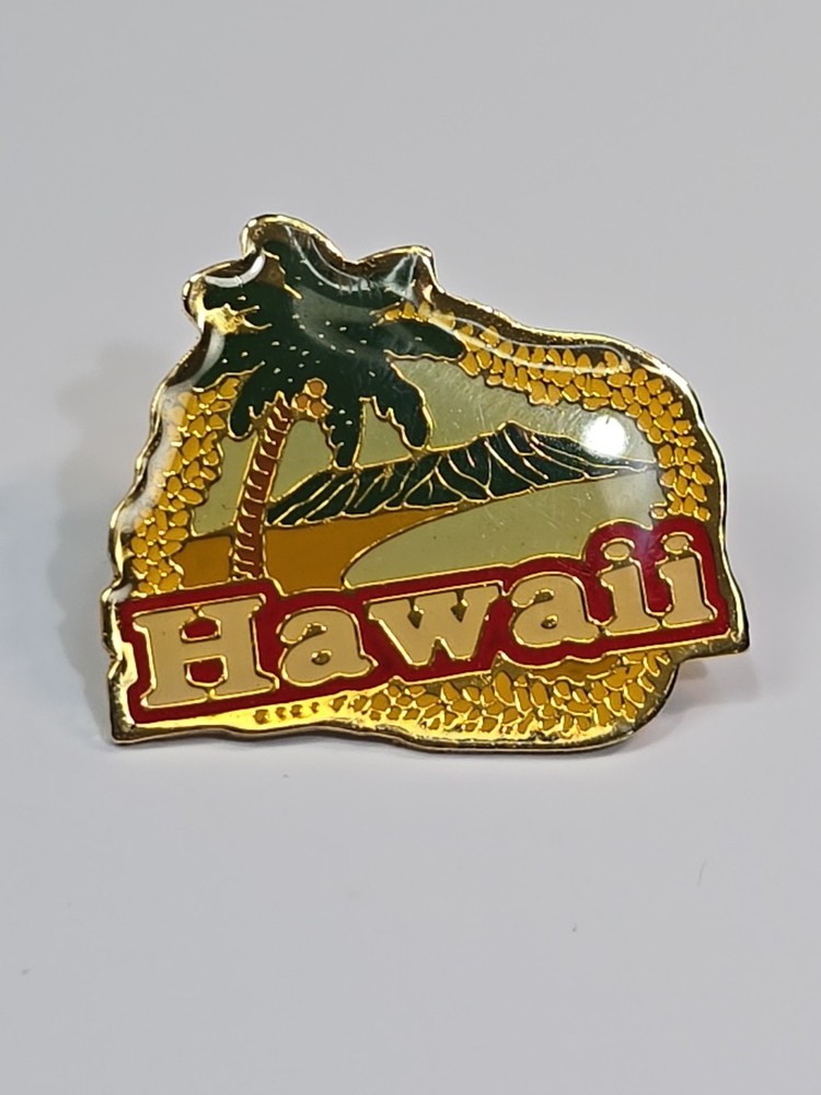 Hawaii Island & Palm Tree Souvenir Pin