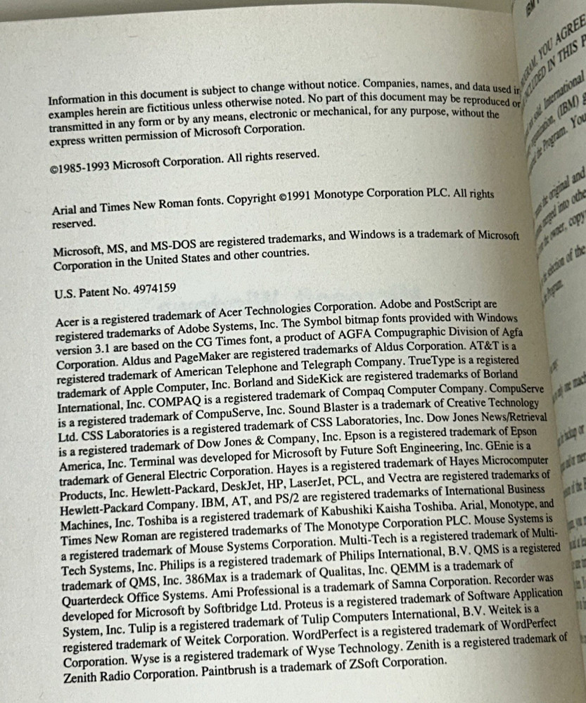 Microsoft Windows 3.11 User's Guide Book ONLY (Vintage, 1993)