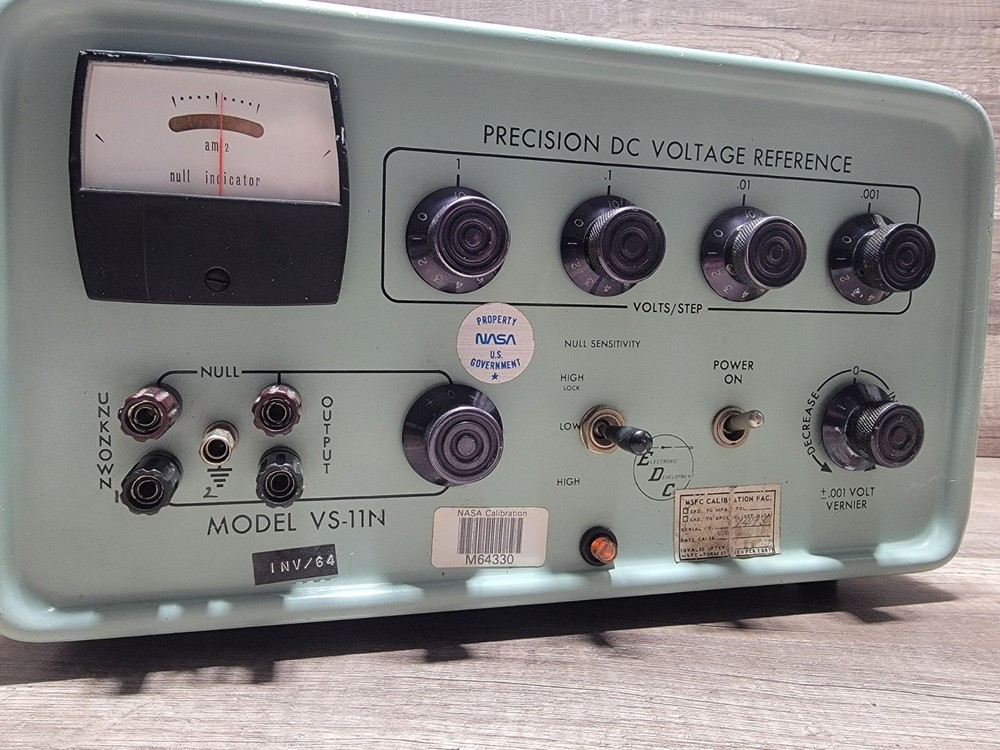 EDC VS-11N Precision DC Voltage Refrence - Electronic Development Co. READ DESC