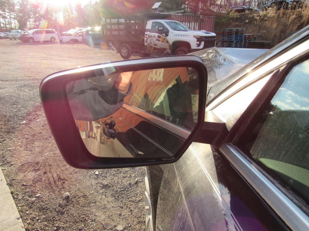IMPALA 2018 Glove Box 1012372