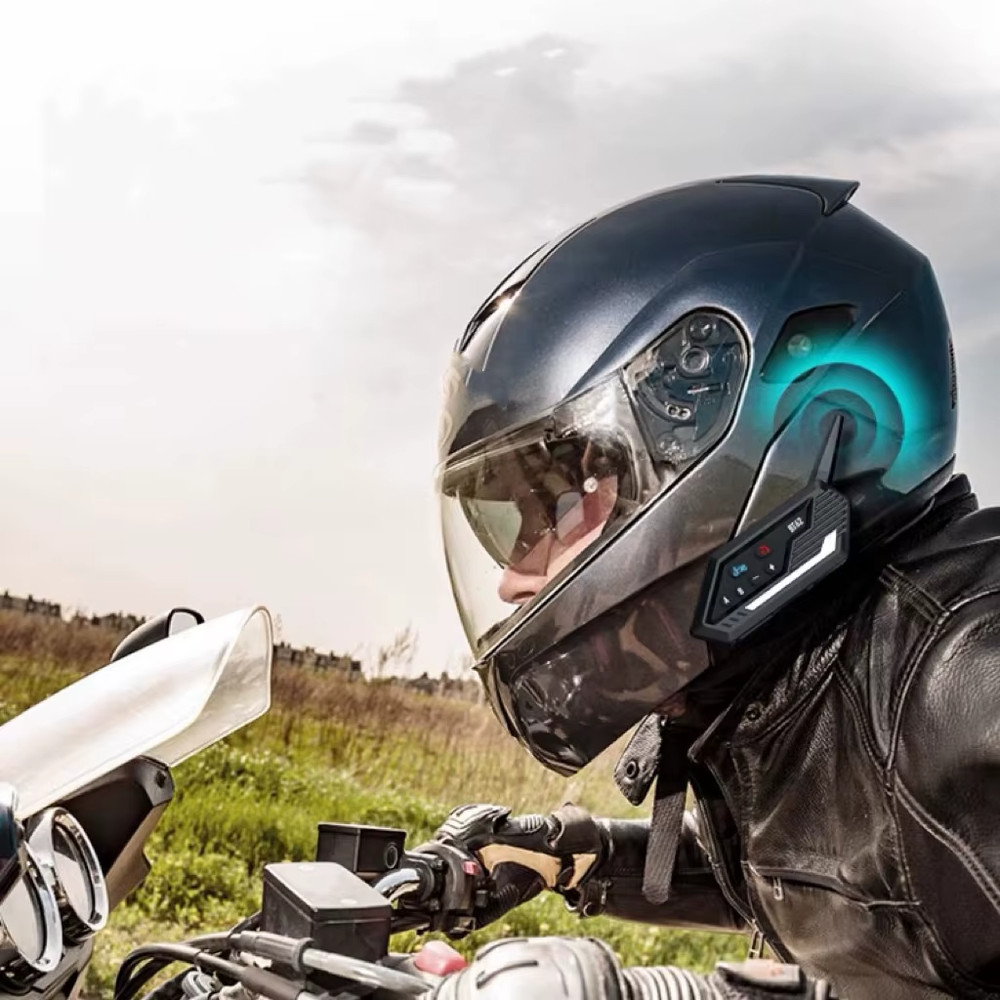 Motorcycle Helmet Bluetooth Intercom 800m Range IP67 Waterproof Call Mic