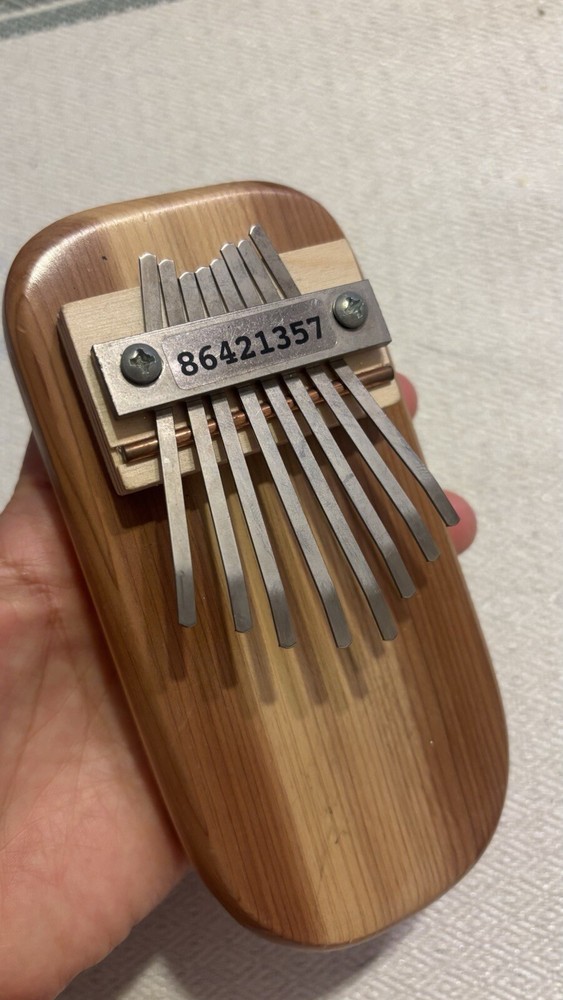 Melodie’s Kalimba Thumb Piano Cedar