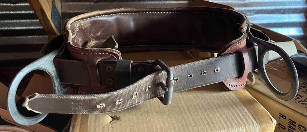 Used Buckingham ELS Lineman Belt Size 28 (Worn Condition)