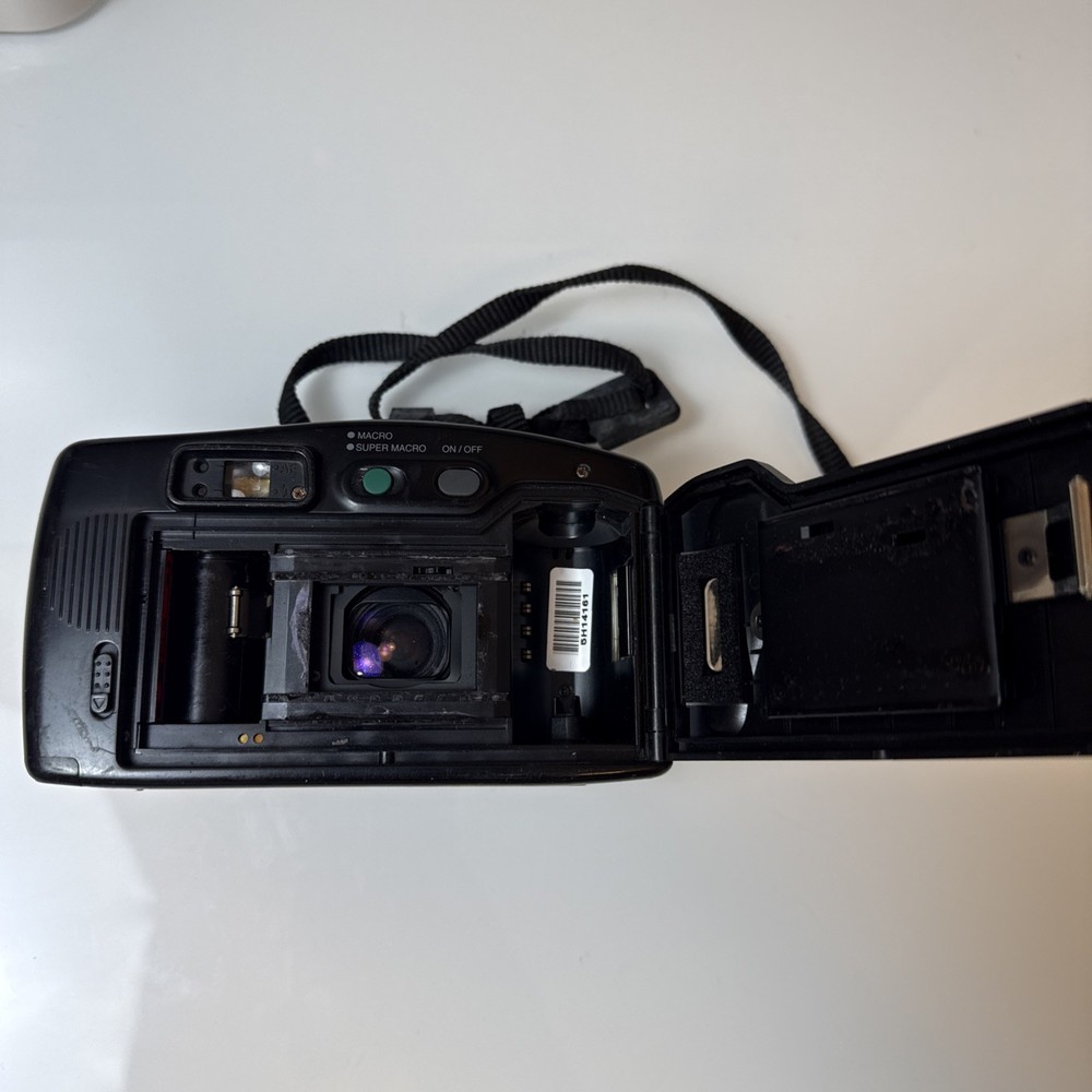 Samsung Maxima Zoom 105 35mm Point & Shoot Camera - Untested