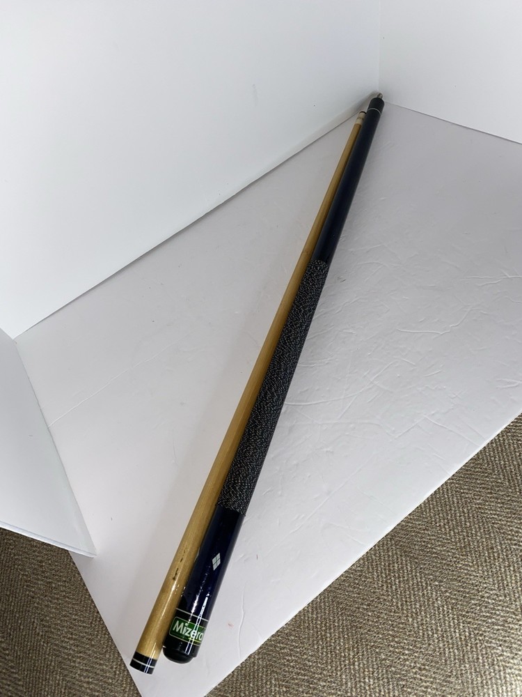 Mizerak Pool Cue 18oz 57.5” Looks Good Feels Great!