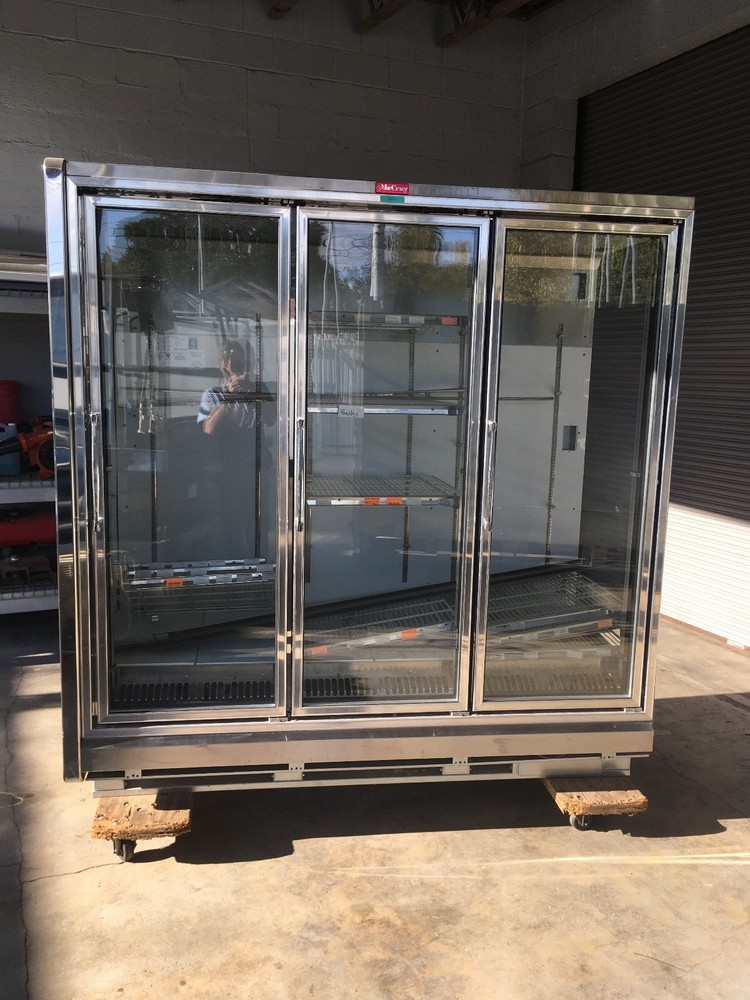 Howard McCray Refrigerated 7 Glass Door Medium Temp. Display Case Used