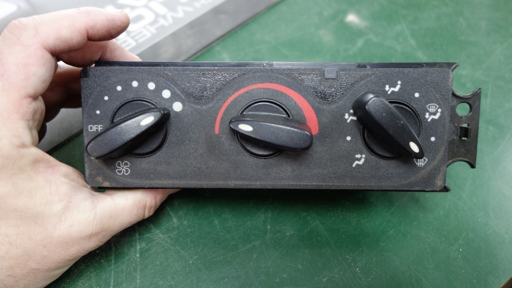 International HVAC Temp Controls 3545542c2