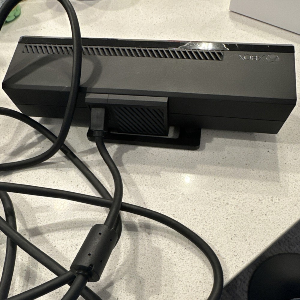 Microsoft Xbox One Kinect Sensor Motion Camera Wired Black