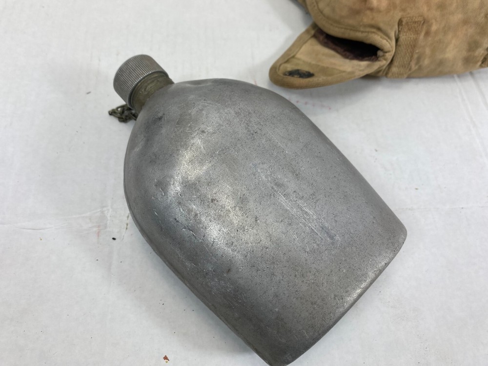 WW1 Canteen Set, 2pc 1918 dated 1only