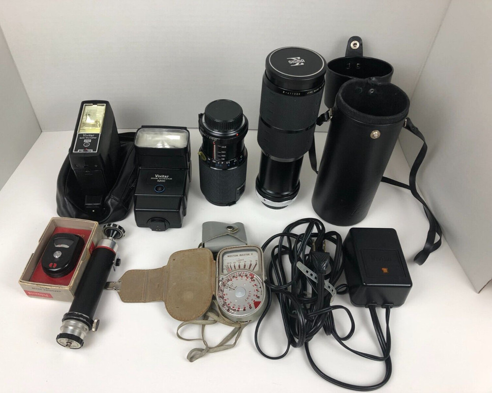 Vintage Camera Accessory Bundle Zoom Lenses Flashes (See Description)