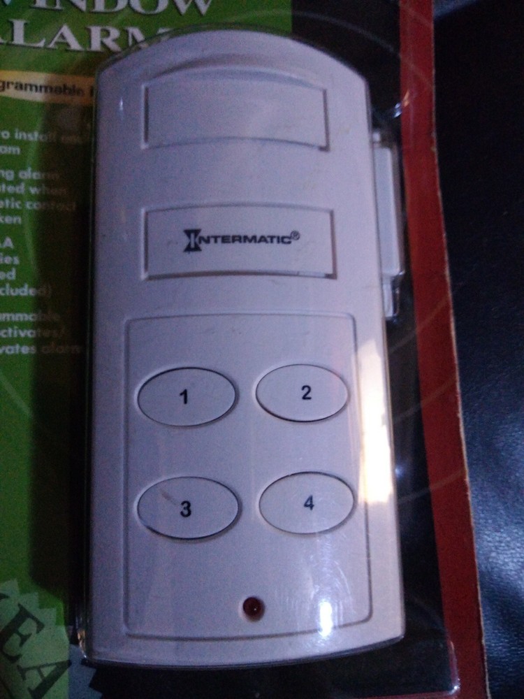 NEW Intermatic Home Security Programmable Wireless Door And Window Alarm- White