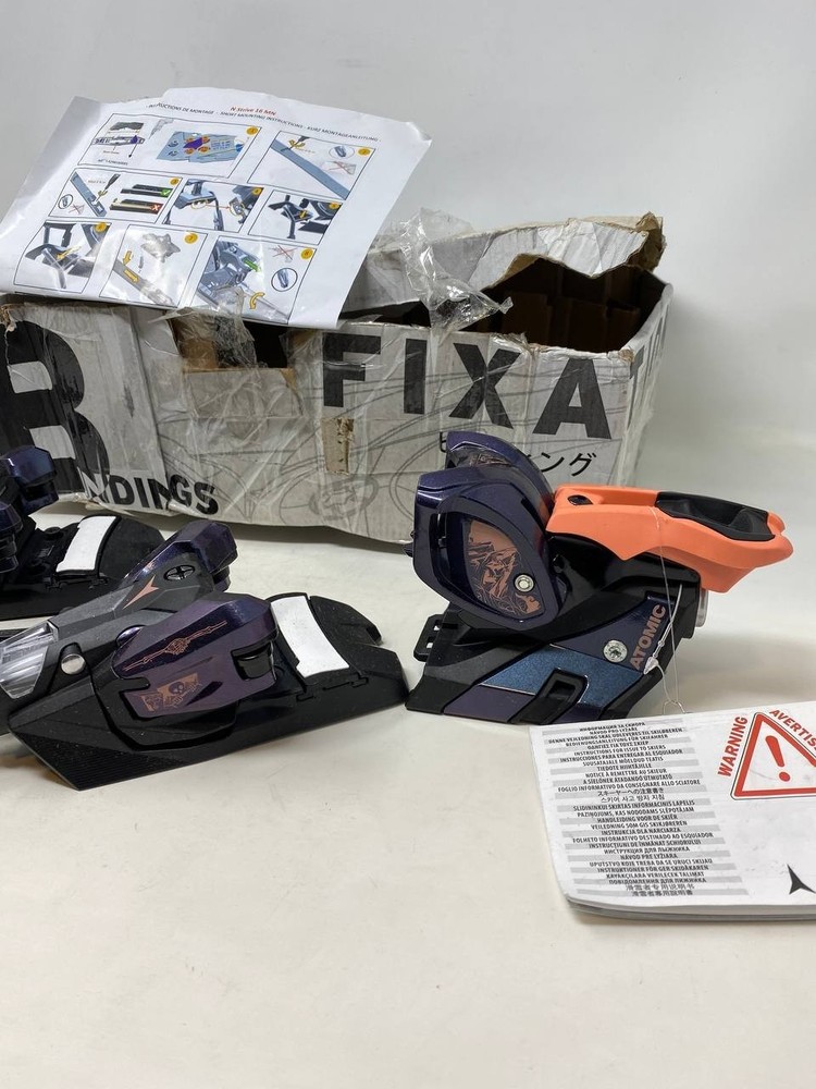 Atomic STRIVE Alpine Ski Bindings Missing Pieces 1 back and attachment Used