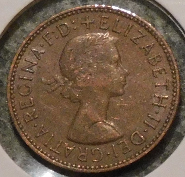 British Half Penny - 1964 - Queen Elizabeth II