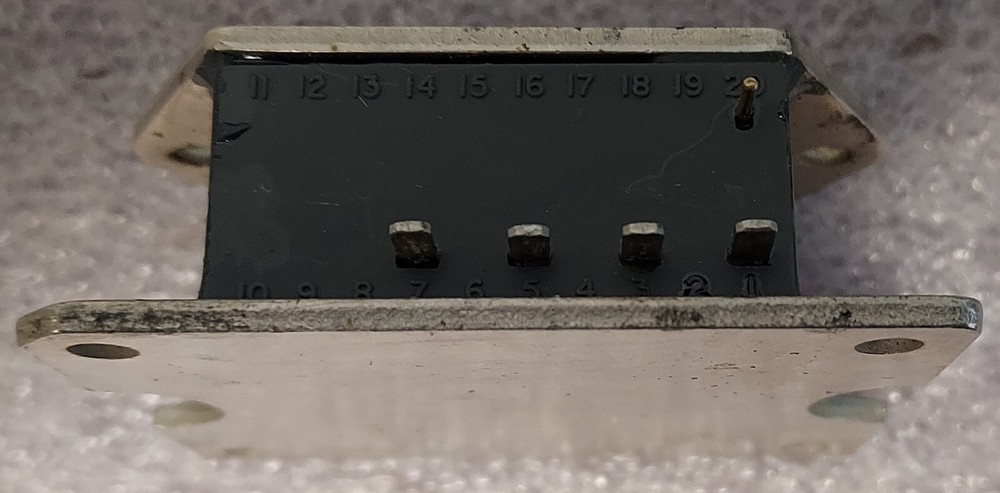 '1 PIECE' - PN# LAS-4615, LAS4615 - LAMBDA - REGULATOR, VOLTAGE