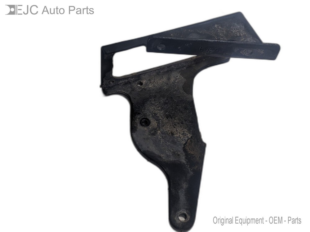 Ignition Coil Bracket From 2004 Ford Explorer  4.0  4WD