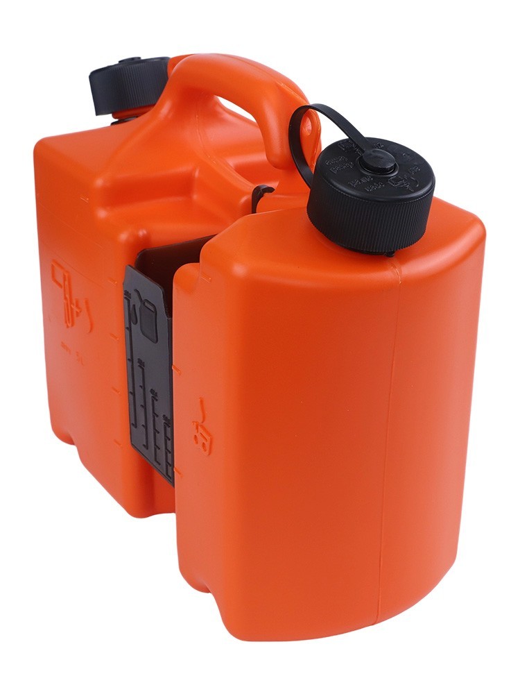 Practical 5L Oil Combi Can With Integrated Tool Carriers For Chainsaw Users