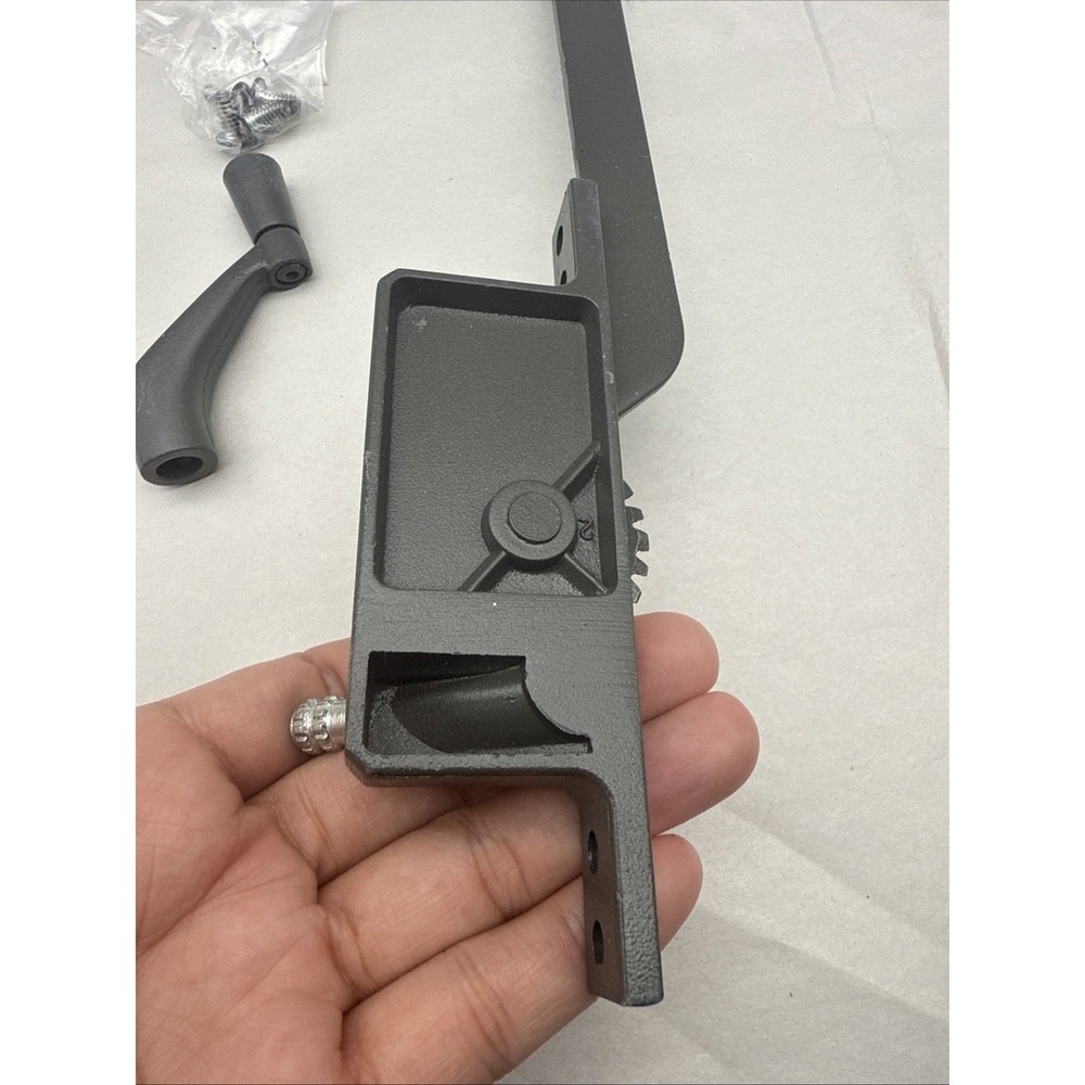 H3517 PLPCI Window Casement Operator 9" Left Hand Square Type *READ description
