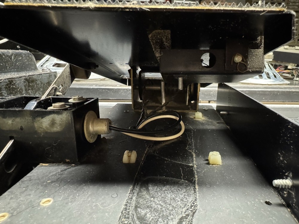 lowery solid state amplifier With Petal