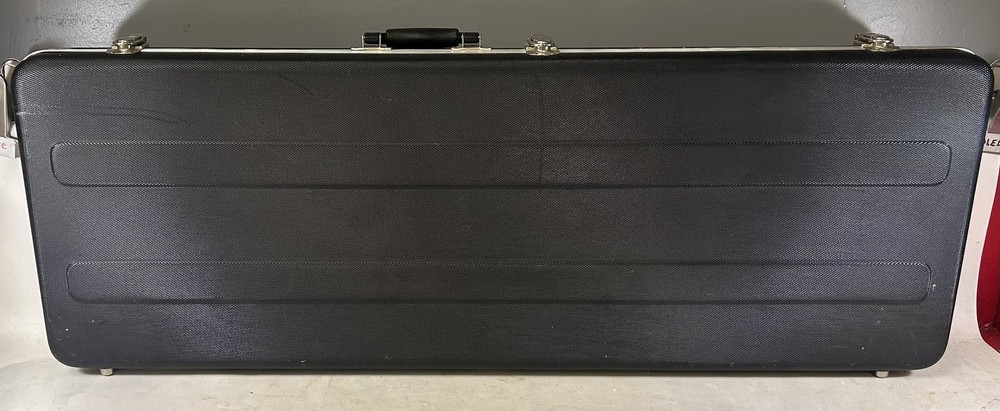 GUITAR RESEARCH HARD CASE