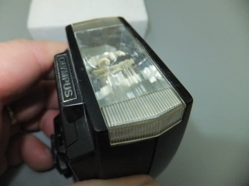 Olympus OM T20 Electronic Flash (#20319)