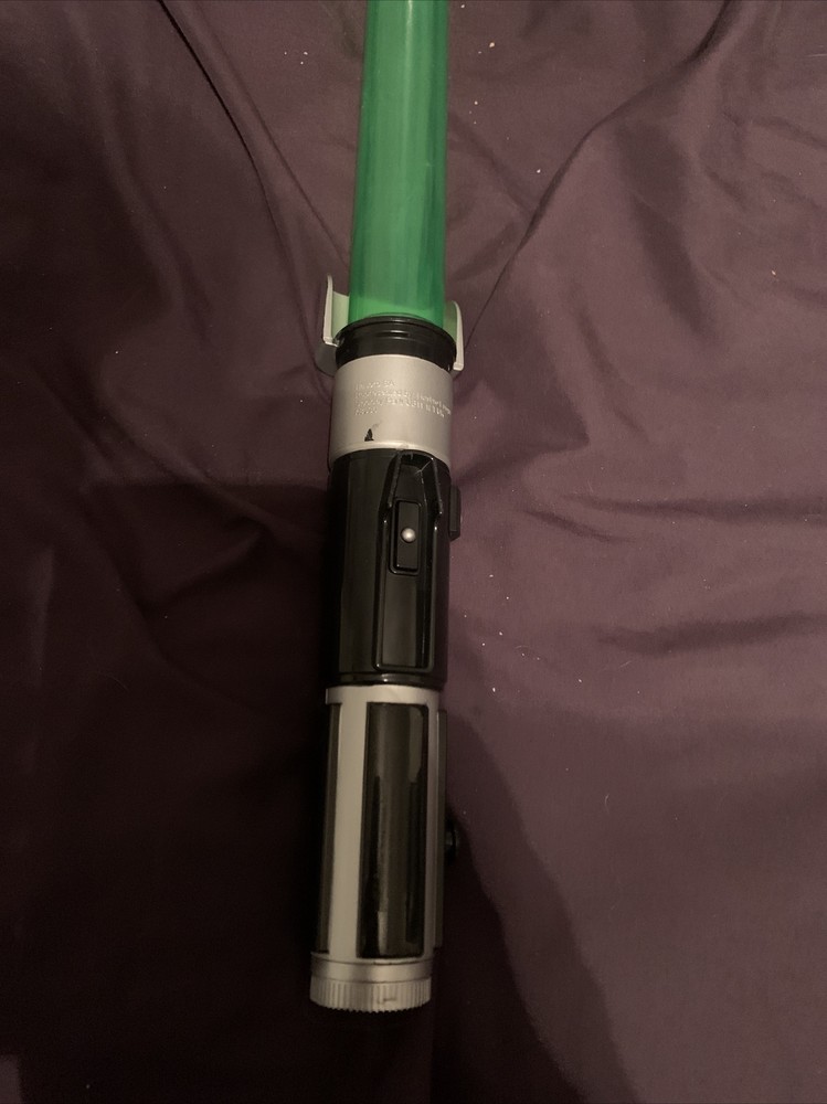 2014 Star Wars Clone Wars Yoda Electronic Lightsaber Telescoping Hasbro Works