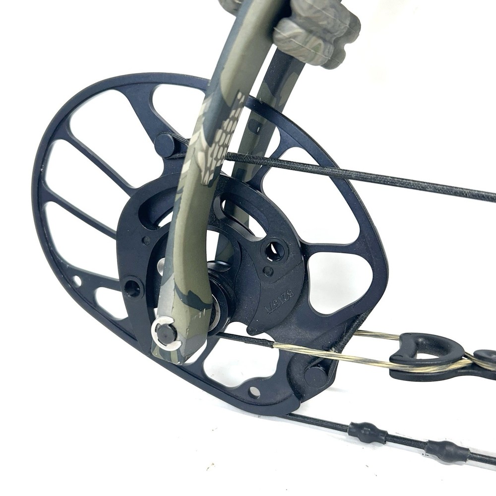PSE Drive NXT Bow RH 24-31" / 70lbs.