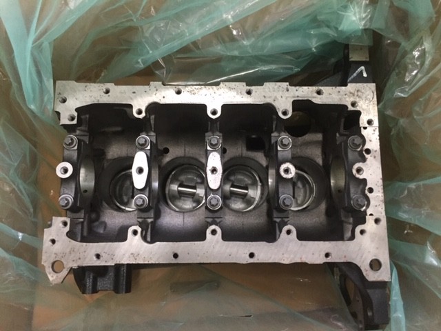 GM BLOCK 92067885 NEW OEM
