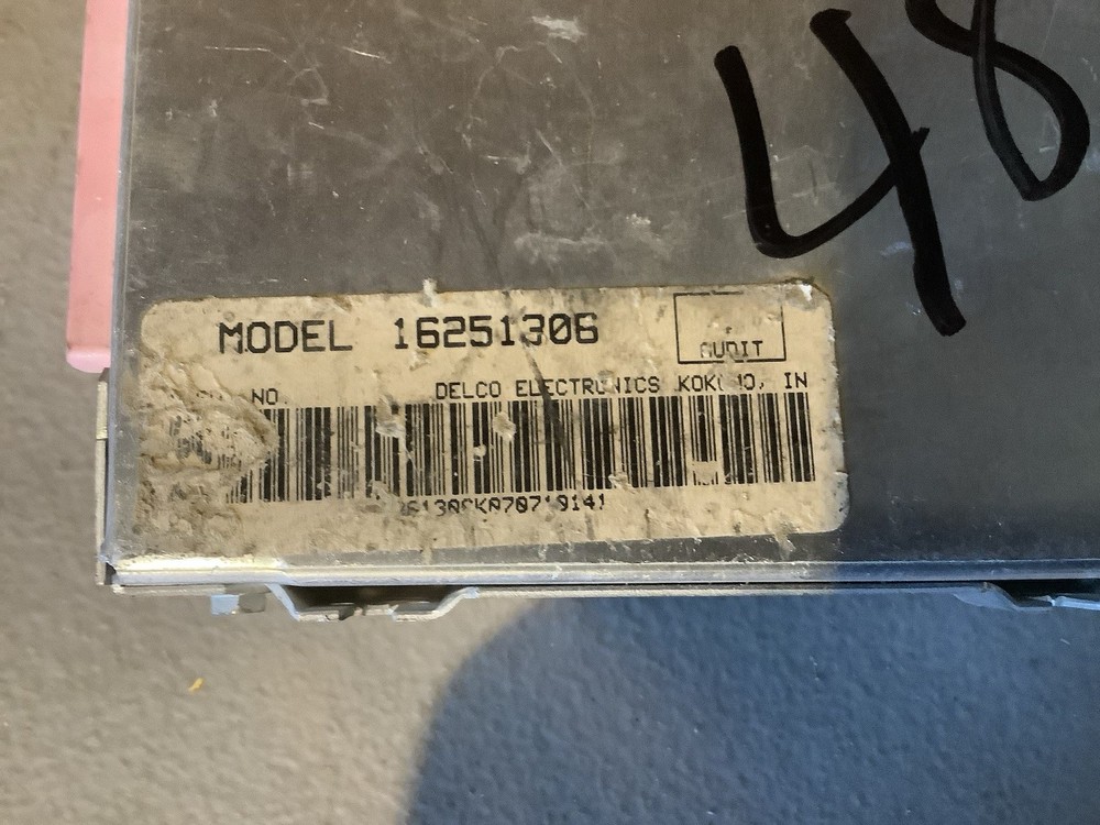 Cadillac Deville 16251306 Transmission Control Module ((R1-487))