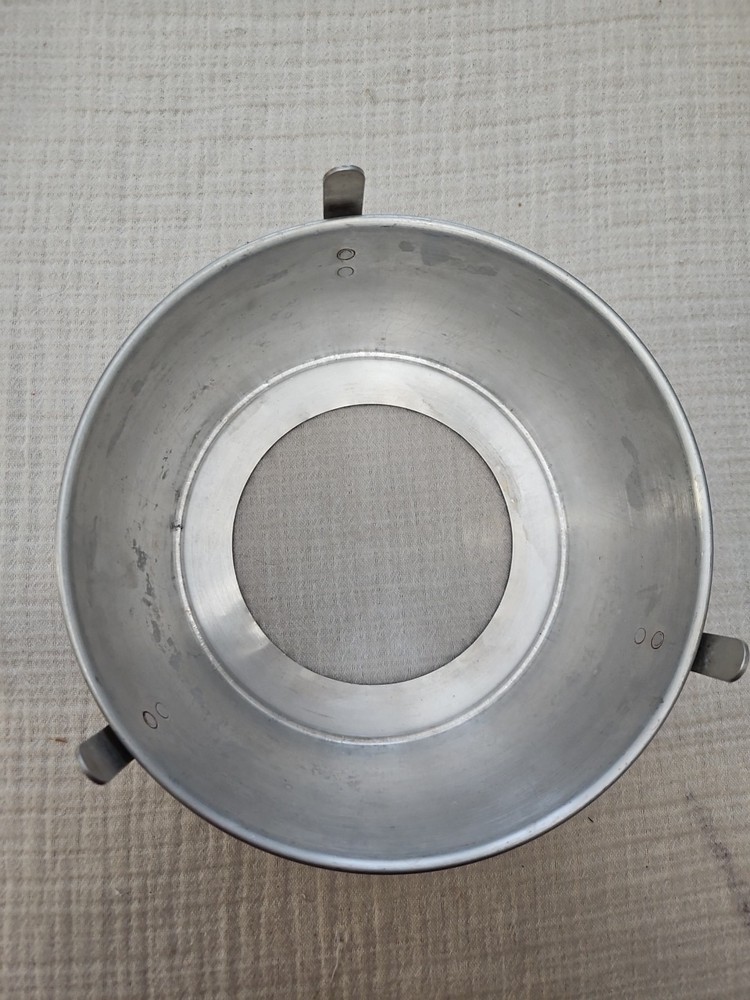 VINTAGE COMET SPONGE CAKE PAN
