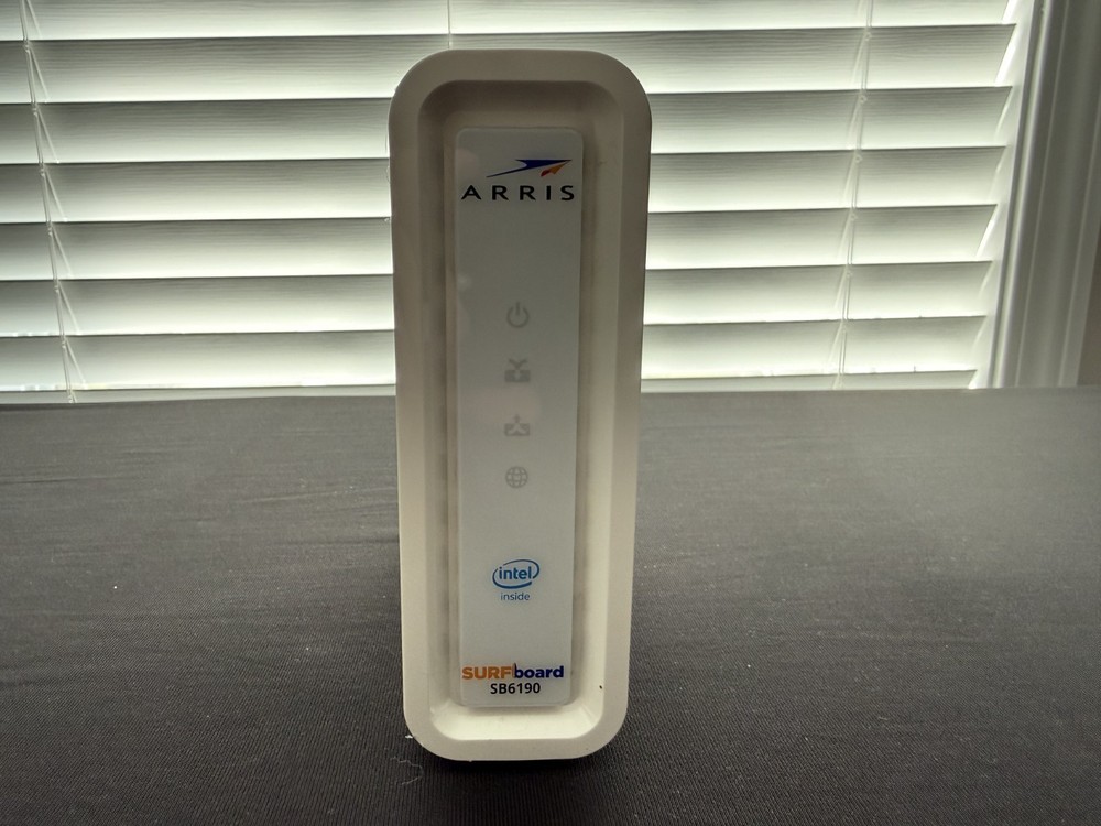 ARRIS SURFboard DOCSIS 3.0 Cable Modem - SB6190
