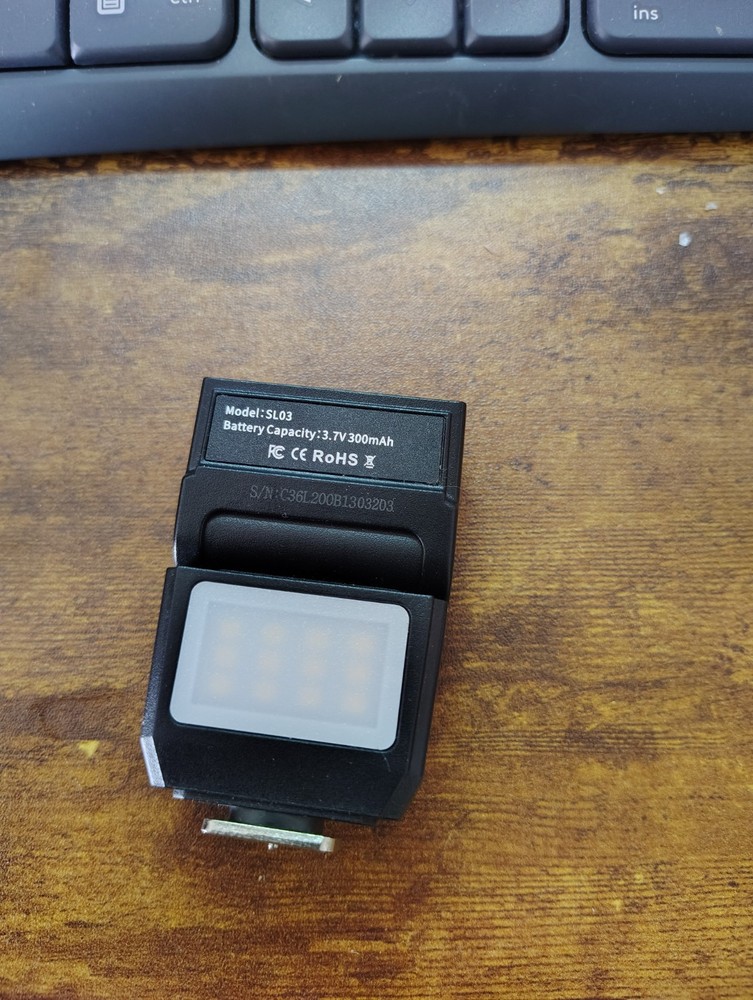 Ulanzi SL03 Spark Lite Camera Flash LED Fill Light 90° Adjustable