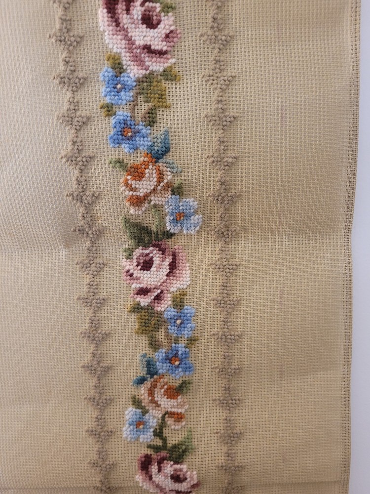 Madeira Luxury Needlepoint 12 x 48 Center Worked Bell Pull