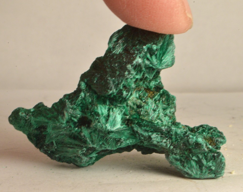 #7099 Malachite - Zaire [Nice "Hairy" Looking Piece]