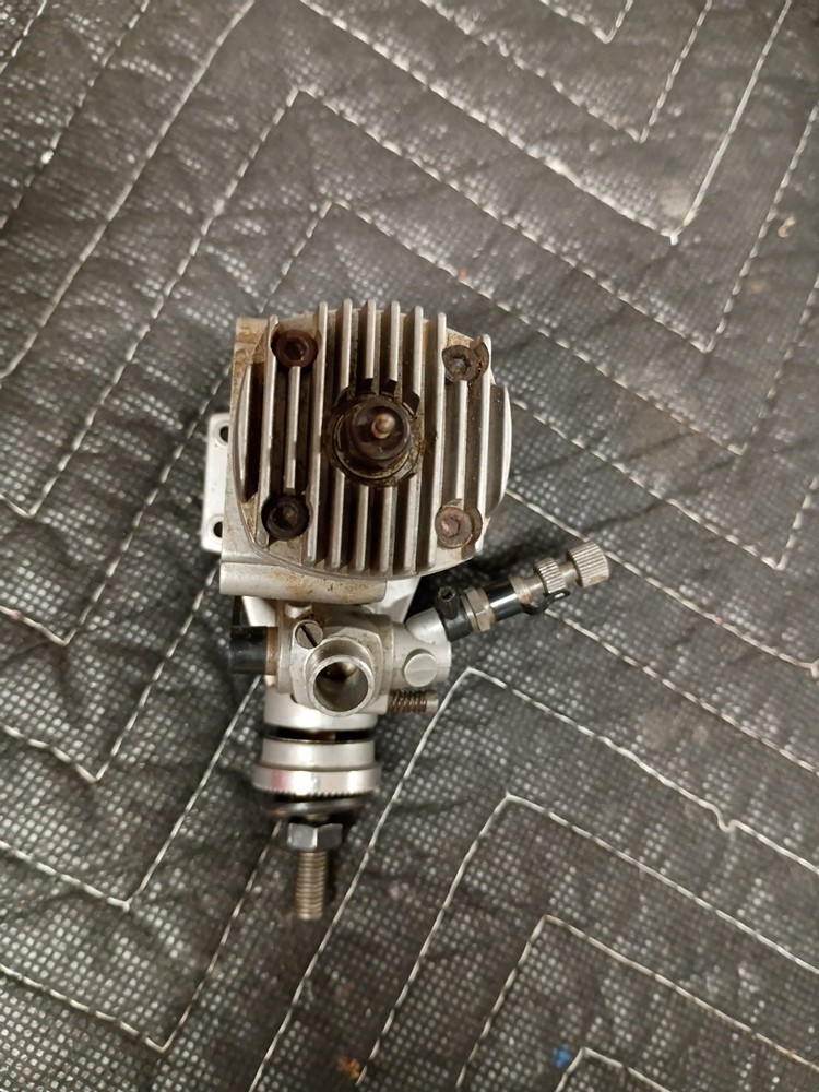 Thunder Tiger Gp .42 RC AIRPLANE ENGINE Low Time Nice Engine.