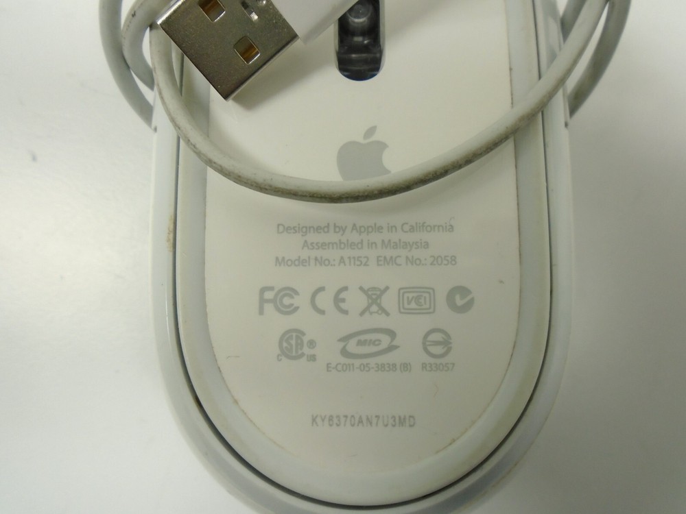 Apple White Desktop mouse A1152