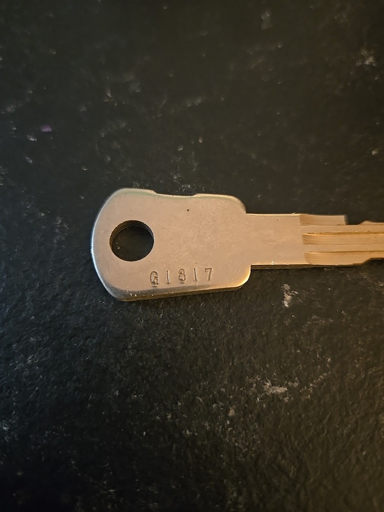 GREENWALD SENTINEL KEY CODED G1817 (3D5)