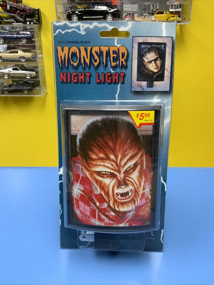 MCA/ UNIVERSAL STUDIOS  MONSTER NIGHT LIGHT