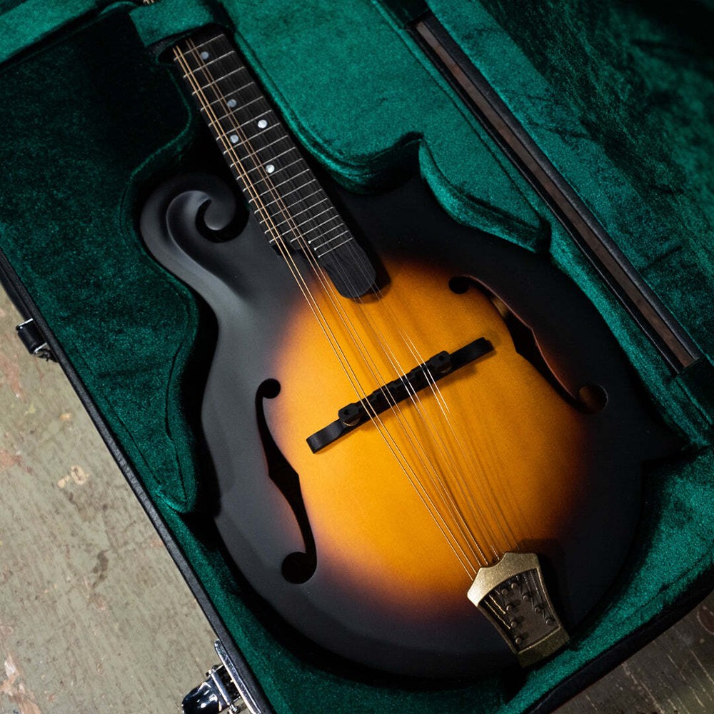 Washburn M108S - Mandolin