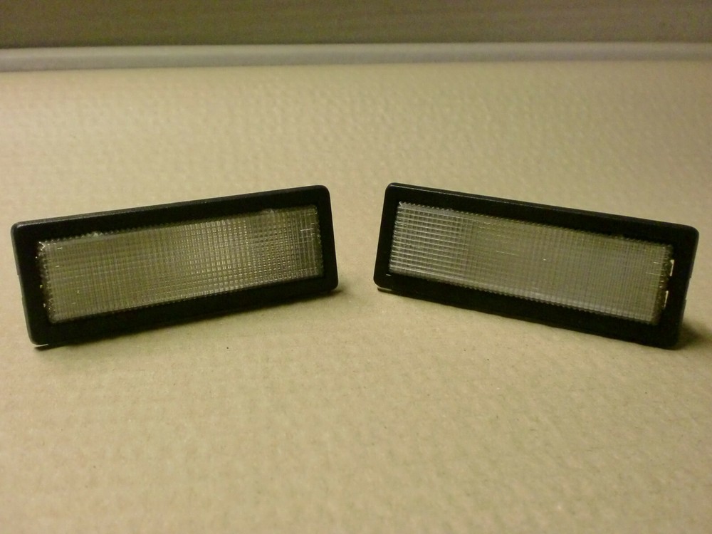 JAGUAR DAIMLER INTERIOR PILLAR/COURTESY LAMP (PAIR) XJS / XJ6  / XJ40