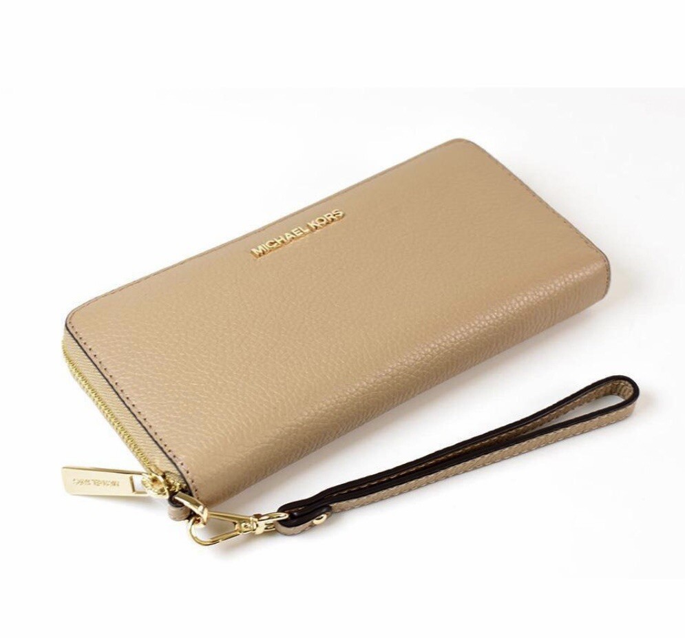 Michael Kors Jet Set Continental Large Wristlet Pebbled Leather Camel
