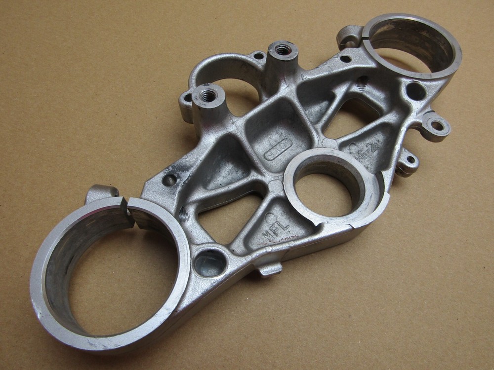 Honda Fireblade CBR1000 RA-A 2010 upper fork yoke (9637)