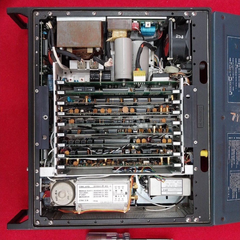 EIP Model 575 SOURCE LOCKING MICROWAVE COUNTER (A+)