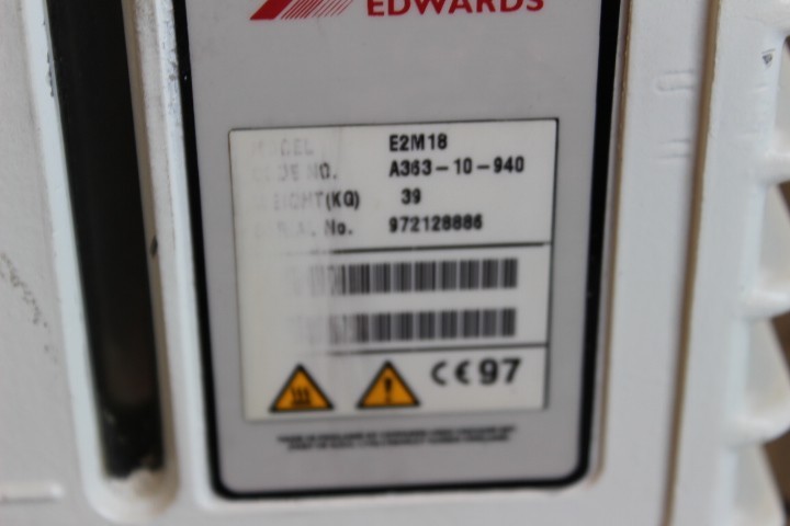 7013 Edwards E2M18 Dual Stage Rotary Vane Vacuum Pump