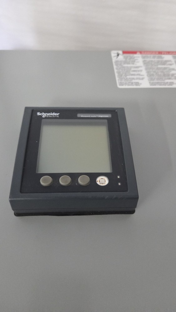 SCHNEIDER PM5500/PM5563 POWERLOGIC POWER METER ENCLOSURE Keypad Damage But Works